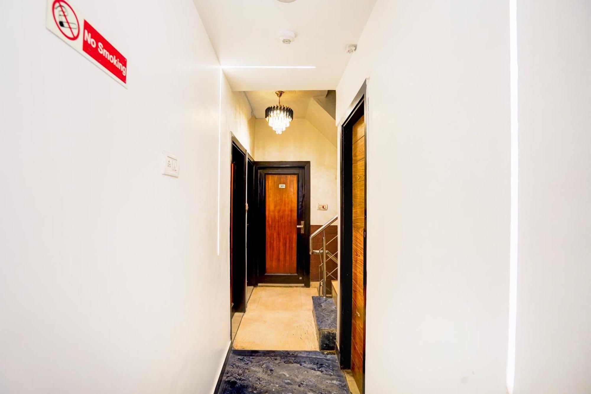 Hotel Jai Balaji, Paharganj, New Delhi Railway Station Dış mekan fotoğraf