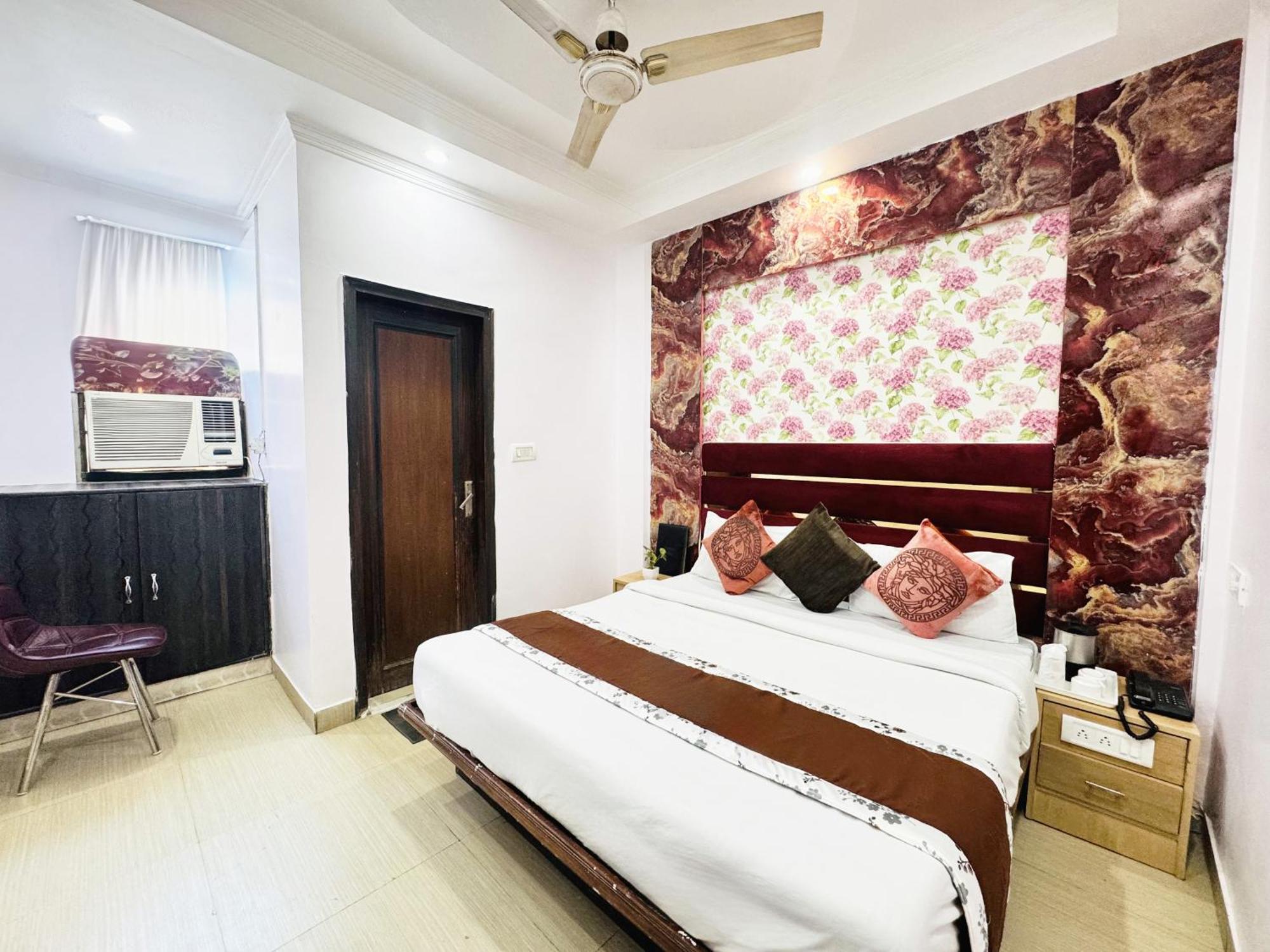 Hotel Jai Balaji, Paharganj, New Delhi Railway Station Dış mekan fotoğraf