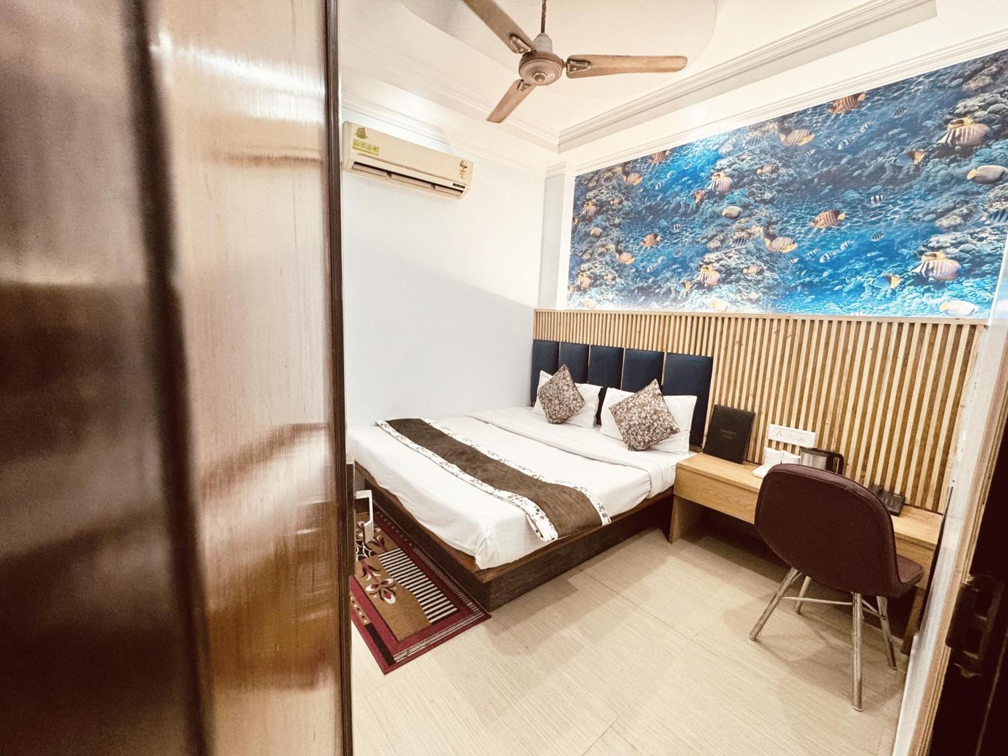 Hotel Jai Balaji, Paharganj, New Delhi Railway Station Dış mekan fotoğraf