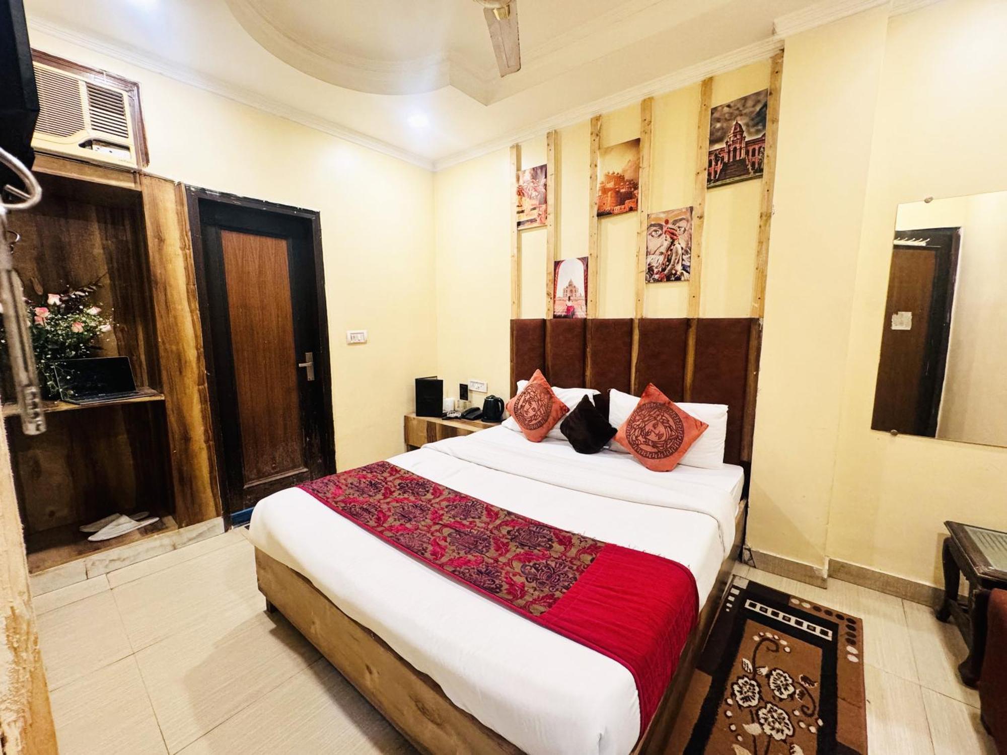 Hotel Jai Balaji, Paharganj, New Delhi Railway Station Dış mekan fotoğraf