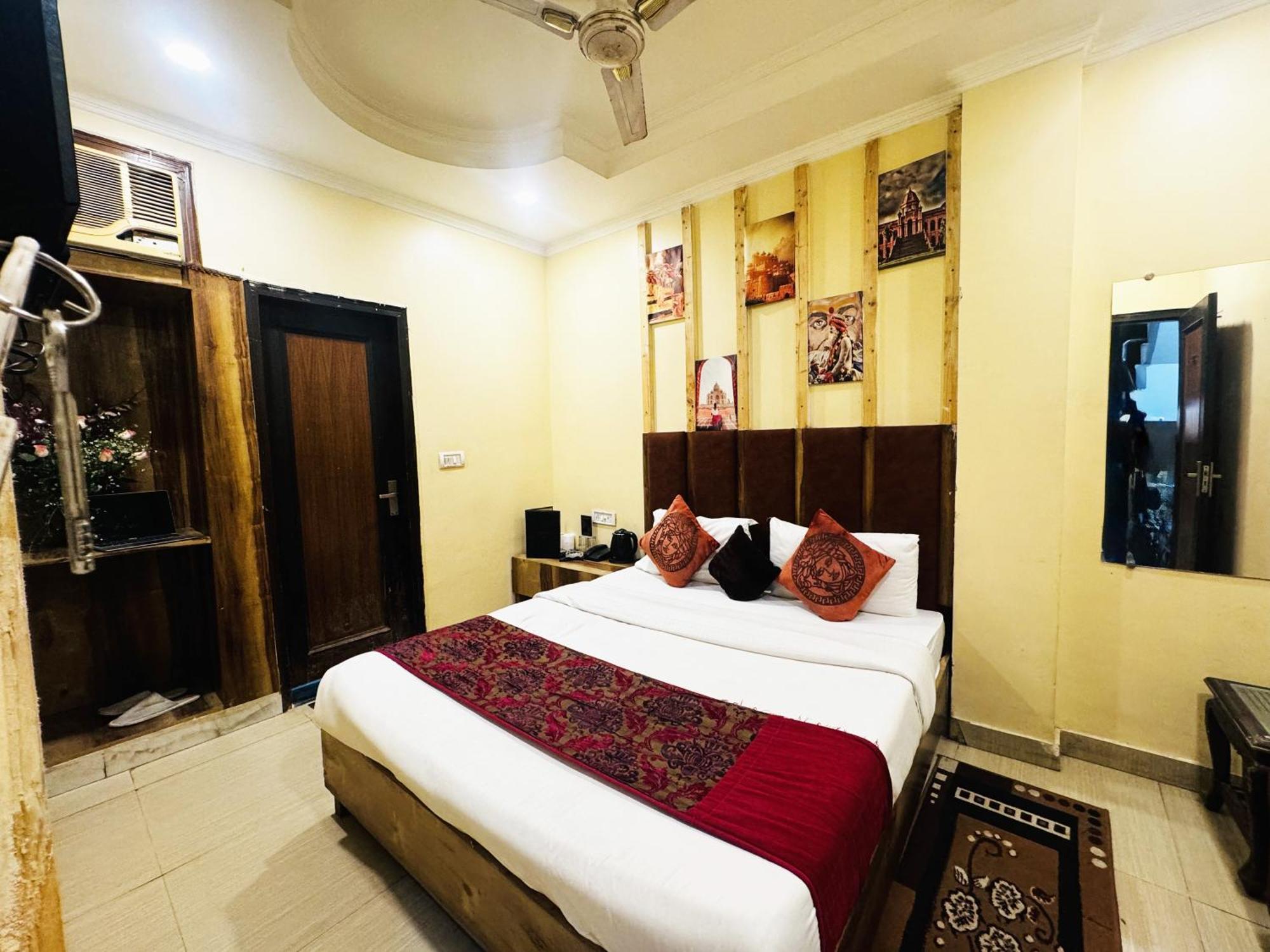 Hotel Jai Balaji, Paharganj, New Delhi Railway Station Dış mekan fotoğraf