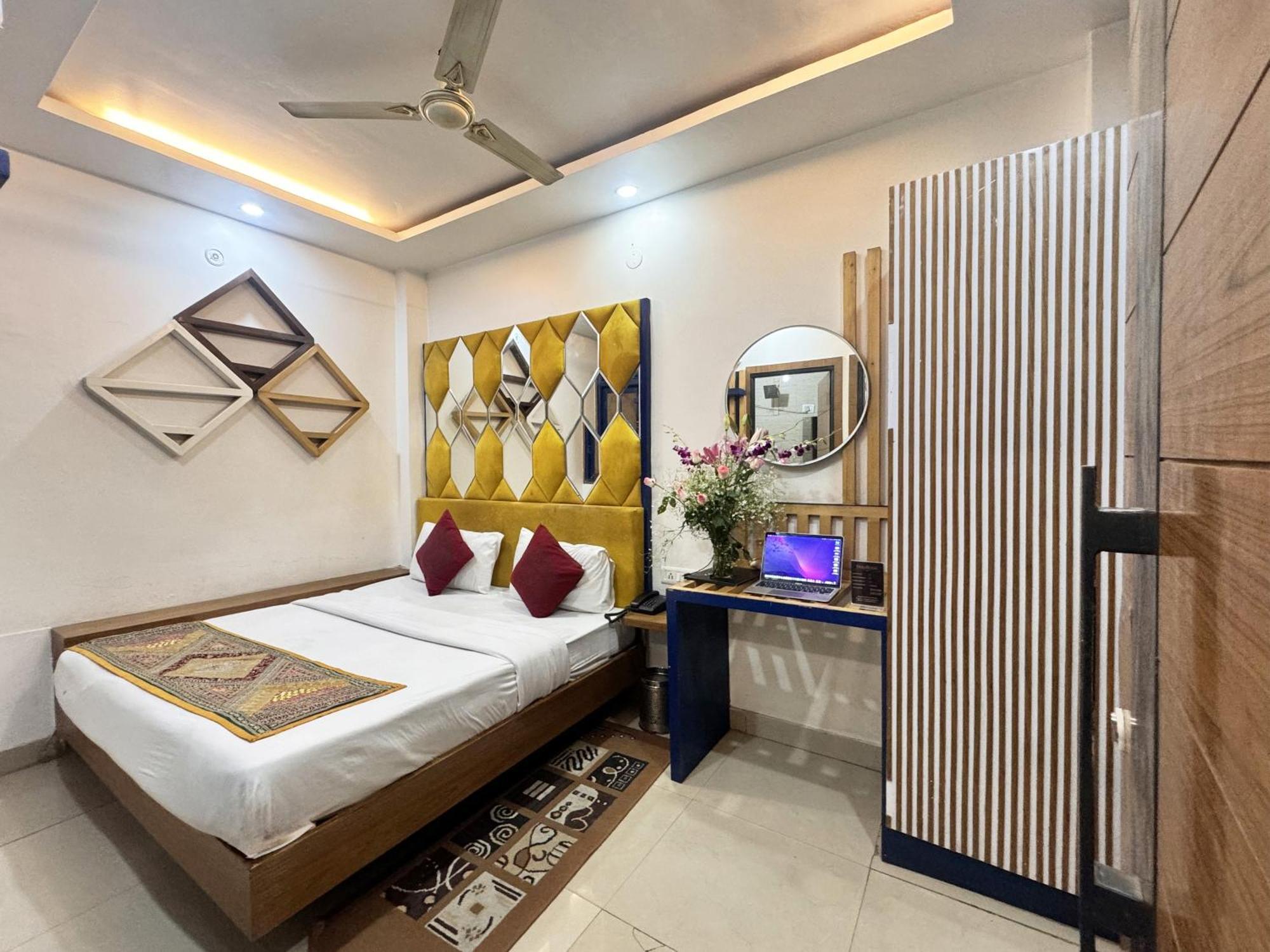 Hotel Jai Balaji, Paharganj, New Delhi Railway Station Dış mekan fotoğraf